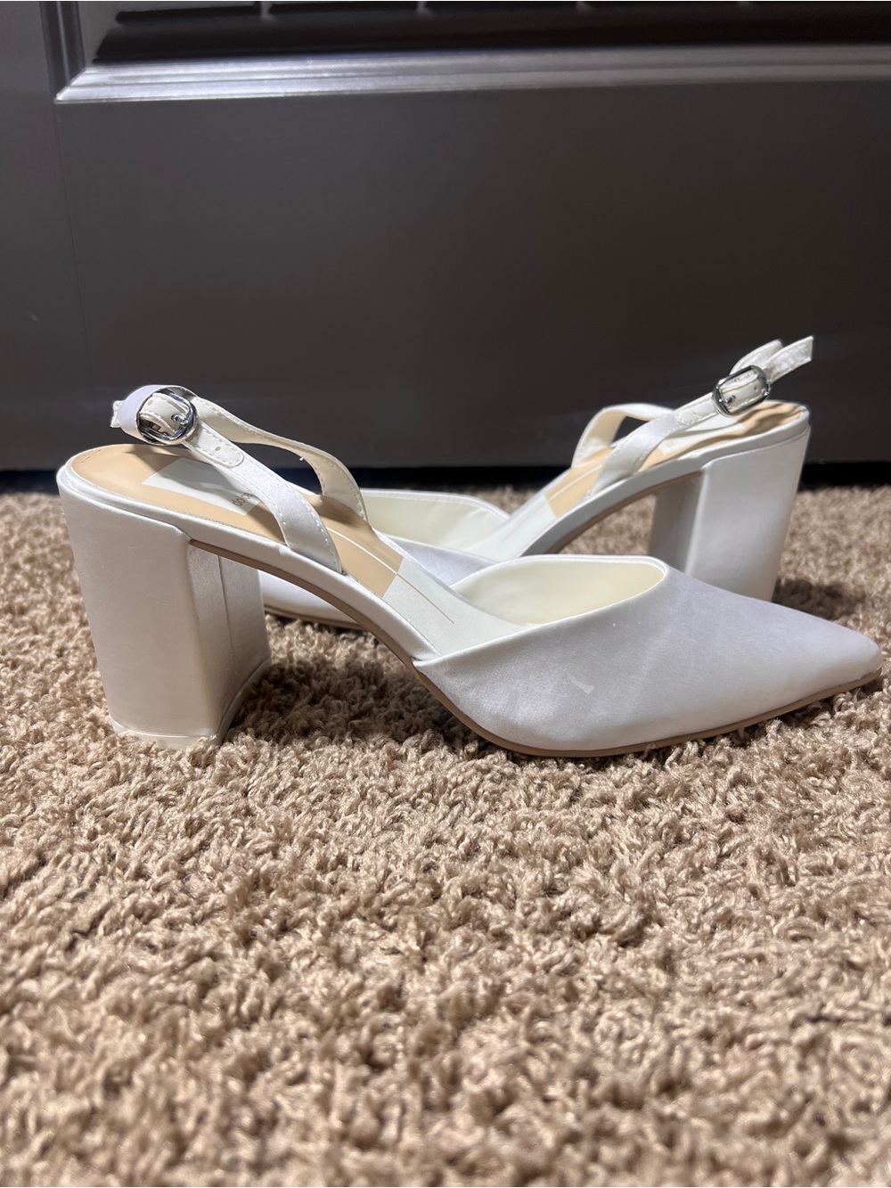 Dolce Vita Carel True White Satin Slingback High Heels, Size 7 - Picture 5 of 12
